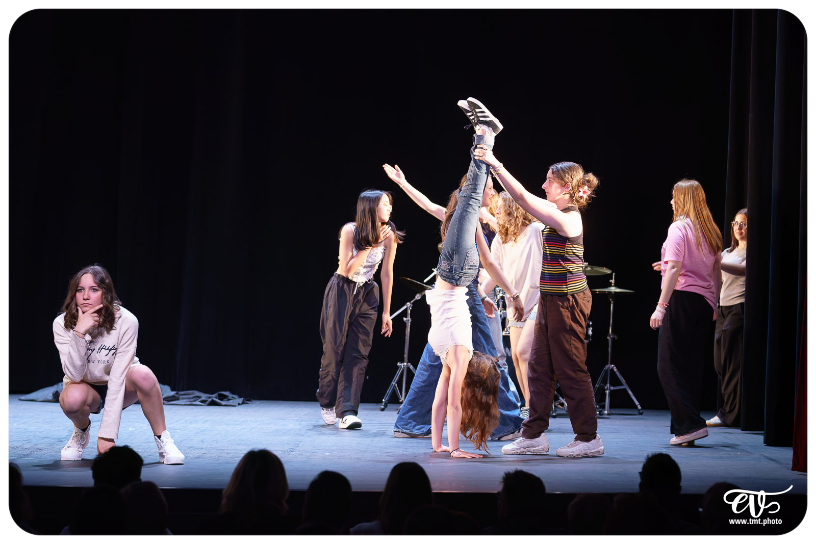 MAIS SONGEONS À RÉPÉTER S'IL VOUS PLAIT !